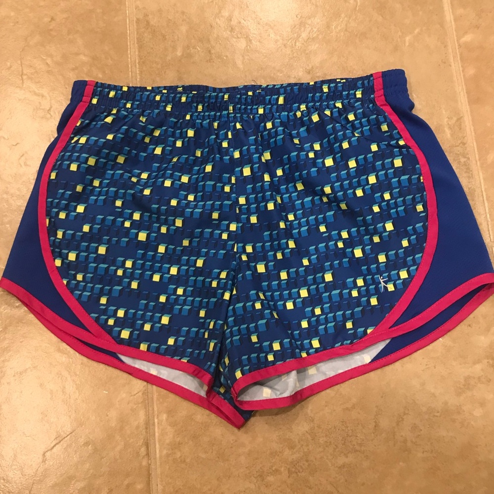 Girl’s DANSKIN shorts